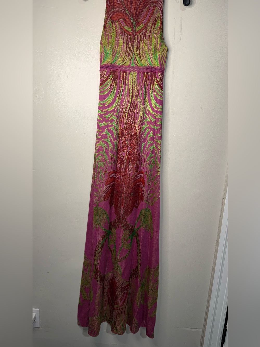 Cecilia Prado Sleeveless Fuchsia Maxi Dress with Tropical Beaded Motif - Picture 12 of 16